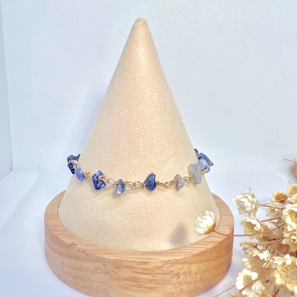 Genuine Sodalite Gemstone Chip Bracelet